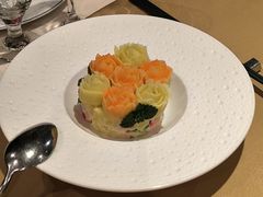 玫瑰色拉-RIVIERA 松鹤楼(外滩店)