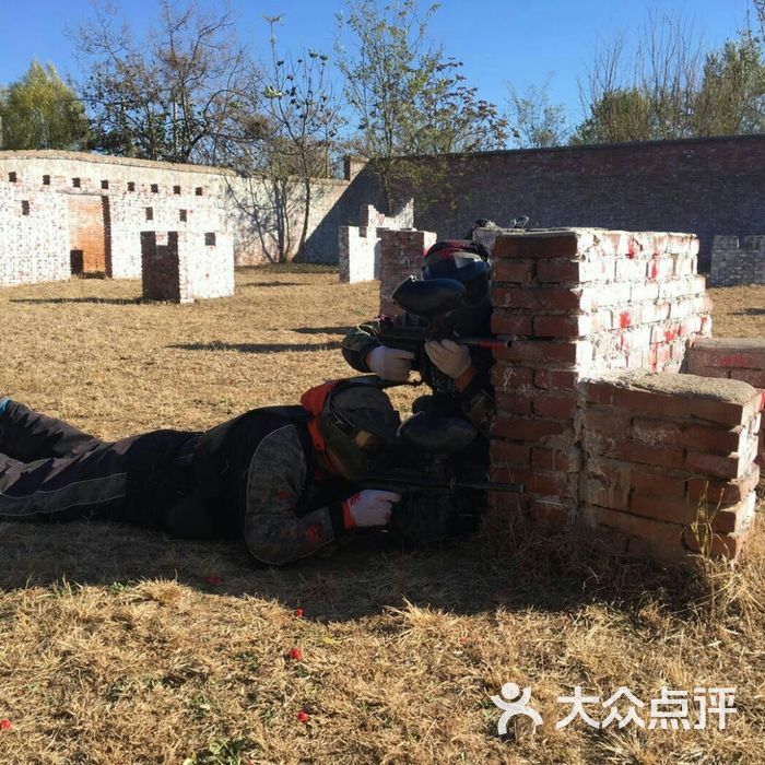 标靶凤凰山彩弹射击场