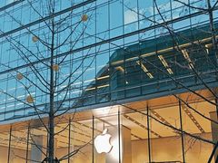 -Apple零售店(华贸购物中心店)