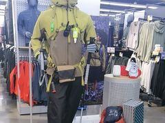 -迪卡侬(大英山店)
