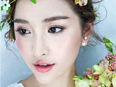-群丽化妆摄影美甲纹绣培训学校