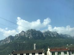 -三峡大坝旅游区交通票售票处-地面停车场