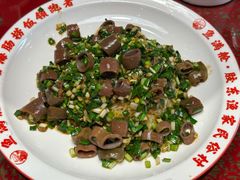 活海肠捞饭-鱼满舱·鲜活海鲜·正宗鲁菜