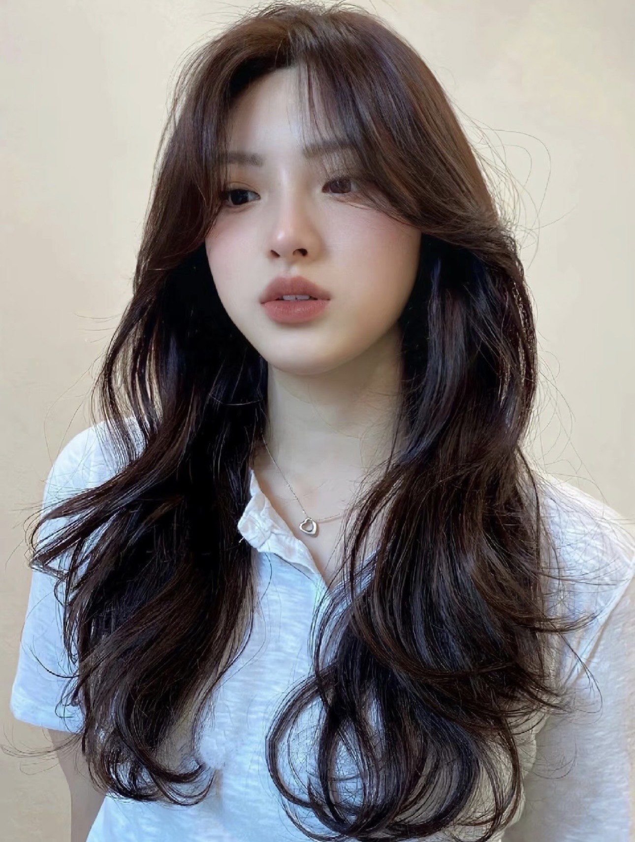 韩系慵懒大卷
长发女生一定要尝试的神