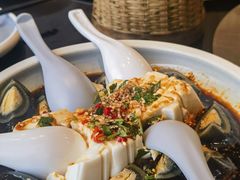 -锅老头海鲜铁锅炖