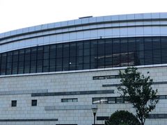 -莱茵体育生活馆