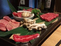 -炼火烤肉店