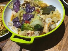 -万记麻辣烫国展总店