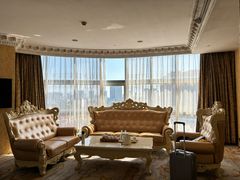 -南洋冠盛酒店(广州天河公园地铁站店)