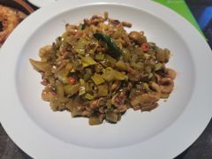 潮州咸菜炒鲜鱿-汤城小厨•粤菜•靓汤(苏州街店)