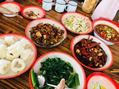 -老三样·美食研究中心(世贸路店)