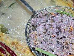 -洱火云南酸菜牛肉火锅(石景山当代商城店)