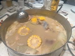 -肥仔文澳门猪骨煲(南京西路店)
