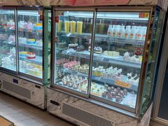 面包甜点陈列柜-面包新语(无锡M会员店)