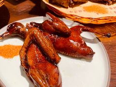 -东口码头·烧鸽子·鱼头泡饼·地方菜(金鹰悦城店)