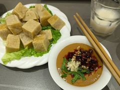 -陈熹公民族美食文化餐厅(中华广场店)