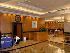 -深圳富苑皇冠假日套房酒店