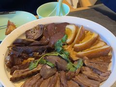 -潮界(LU·ONE凯德晶萃广场店)