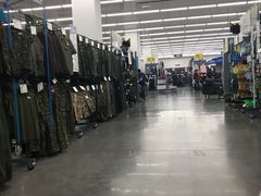 -迪卡侬(袁家岗店)