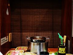 -独食火锅·半米屋台(直营总店)