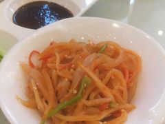 -梅花香里大酒店(郁金香路店)