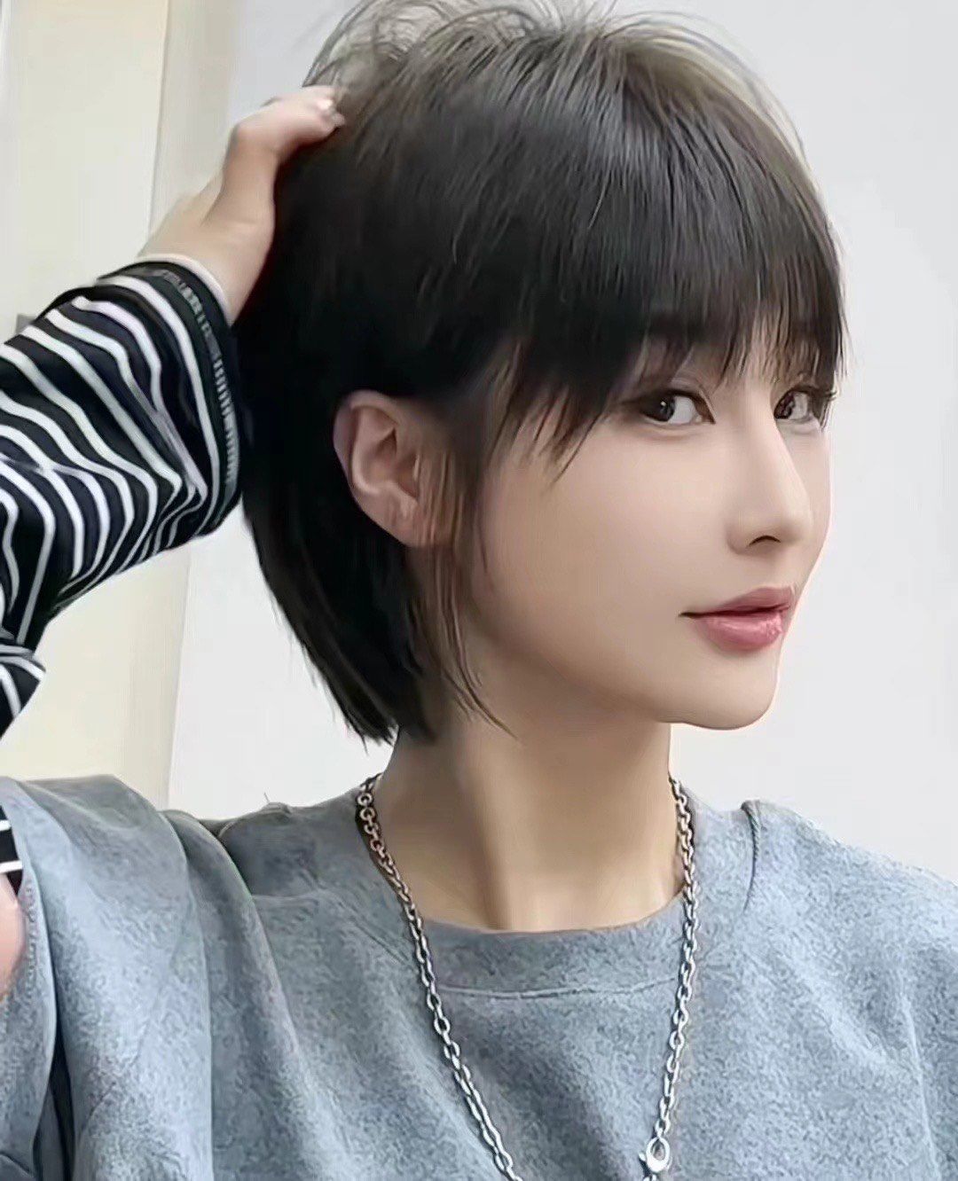 30岁小个子女人短发最新发型