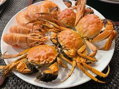 -怡豪大饭店·银顶旋转餐厅