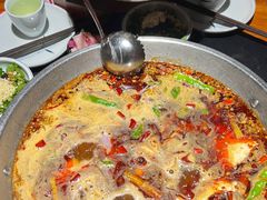 -小饕荟雅安贡椒鱼鲜馆(广福桥店)