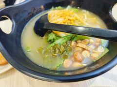 -桂在香知桂林米粉(红博中央公园店)