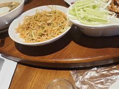 -小桃红·东北菜·春饼烤鸭(南阳湖街店)
