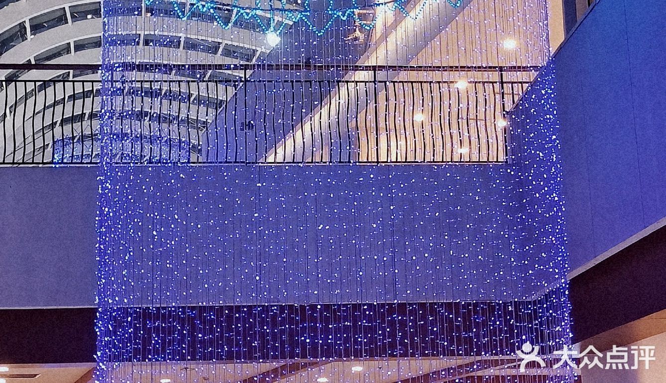 ＃和聪哥的探店日常  今天聪哥下班早，我俩又可以出来