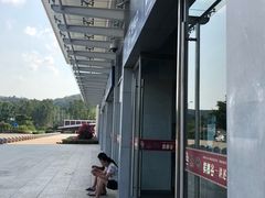 -亚龙湾站