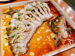 清蒸武昌鱼-莲餐厅·湖北菜·藕汤是头牌(愚园路店)