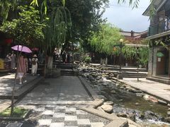 -蓝壁虎咖啡酒馆