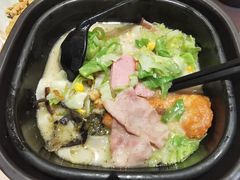 -阿香米线(路北大润发店)