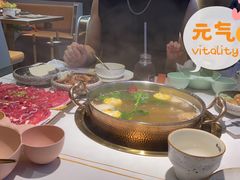 -牛人日志·鲜牛肉骨汤火锅(万科里瑧店)