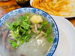 -叶新小吃店(来凤小区总店)