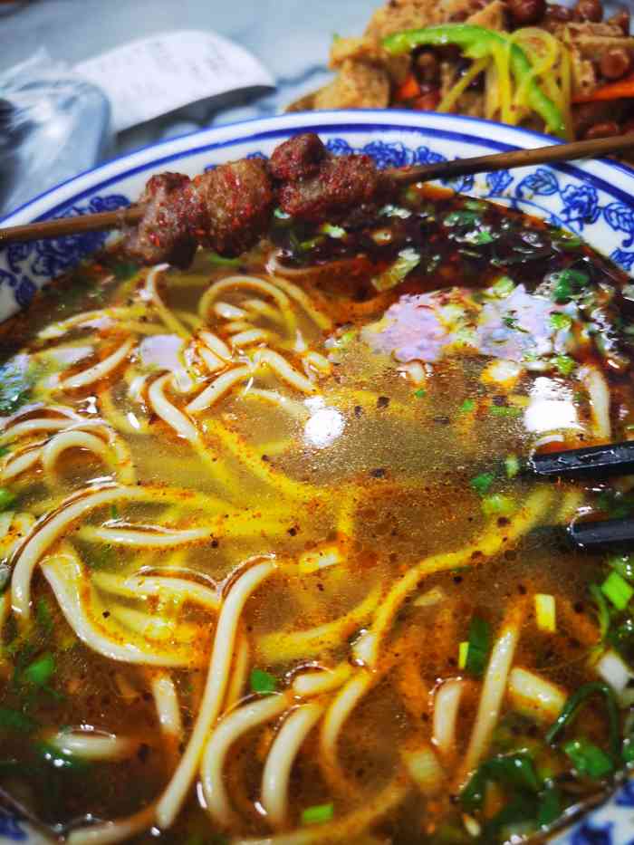 中国化隆牛肉拉面(翠亨村店)-"中午工作餐的选择!总吃拉面,10元一碗.