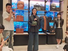 -COACH蔻驰(星光68广场店)