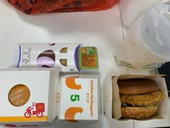 -麦当劳(中山大道中店)