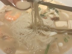 -荣家黄鱼面(前滩太古里店)