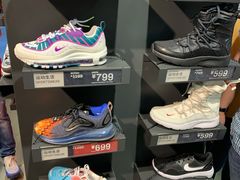 -NIKE上海青浦优选体验店