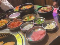 -香猪坊韩国烤肉专属门店(魏公村店)