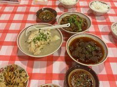 -老方桌烂蹄花川菜馆(九龙坡店)