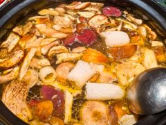 -一朵菌·野生菌探索家火锅(南亚店)