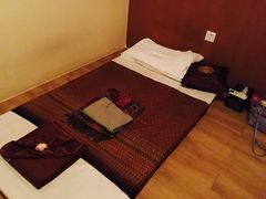 -莲泰式·中式·沐足·精油SPA采耳(天河店)