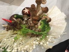 -煲宫猪肚鸡(昆山金鹰国际购物中心店)