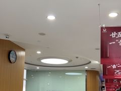 -雅悦齿科(顾村公园店)