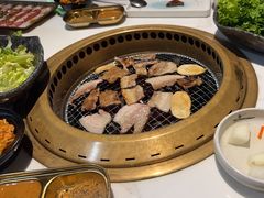 -炙城·韩式烤肉(南京东路店)