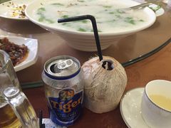 -顺峰渔港中国人的餐厅